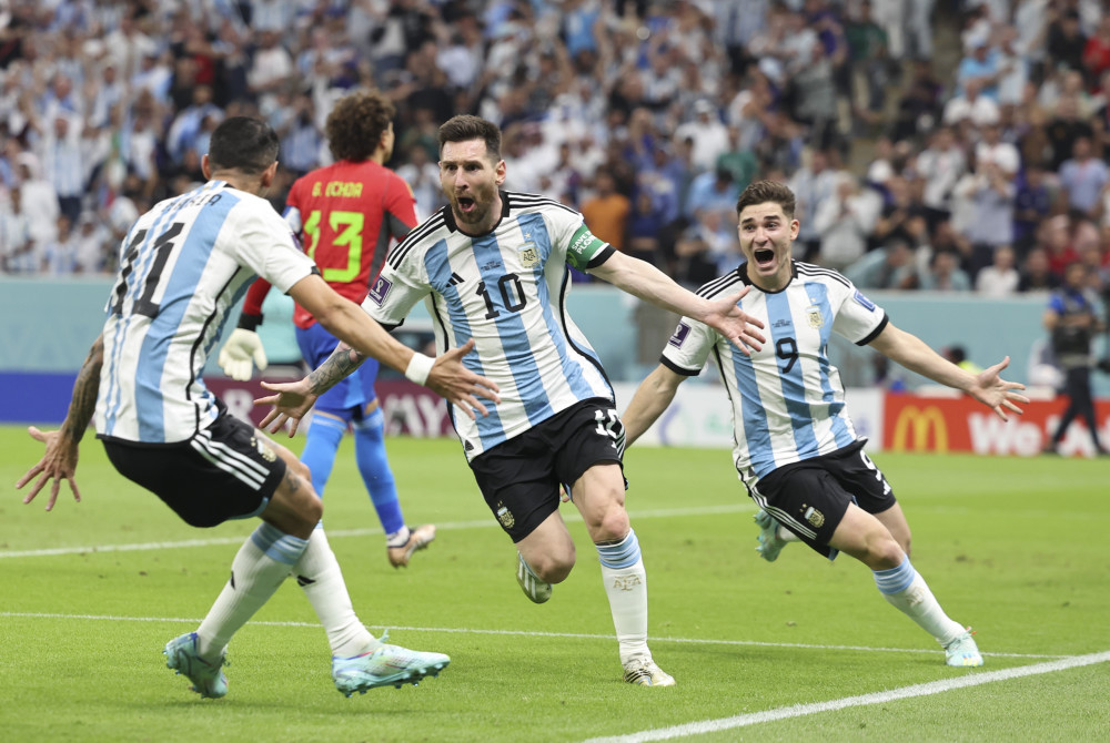 也展现了他 也展现了他